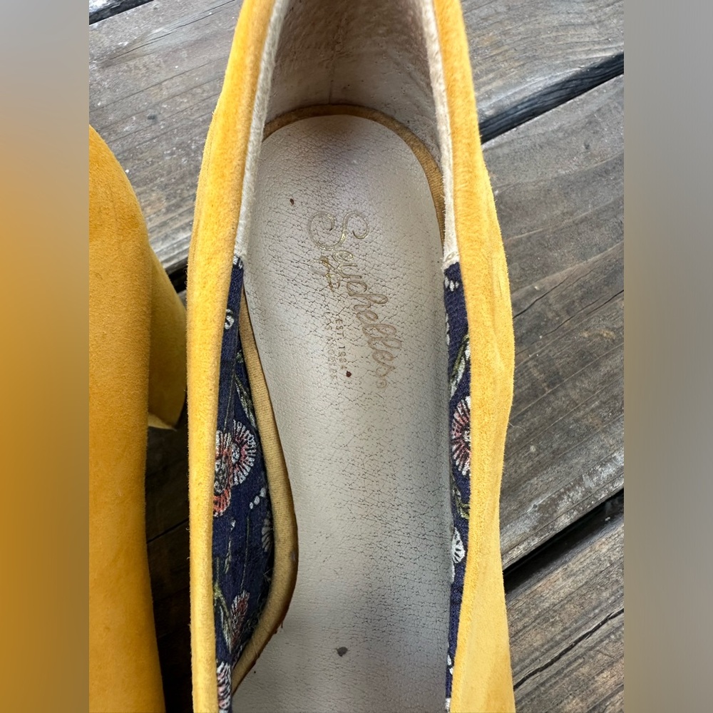 Mustard Seychelles Retro Modern Heels - Picture 11 of 11